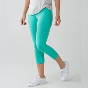 Lululemon Wunder Under Crop II *Full On Luon (Reversible)